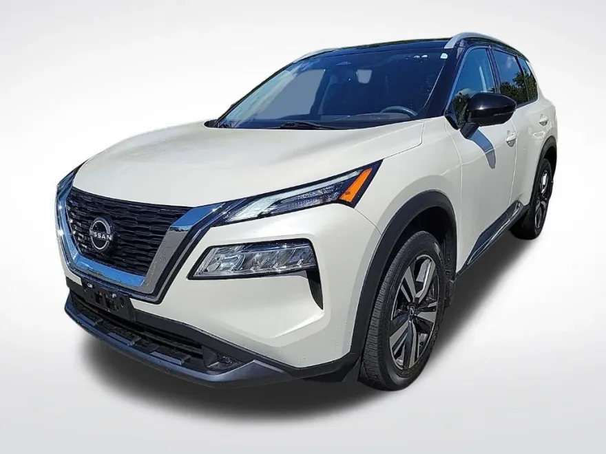 2022 Nissan Rogue SL photo 1
