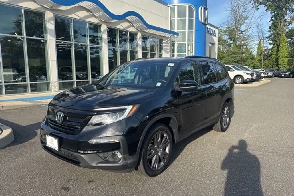 2022 Honda Pilot Sport photo 1