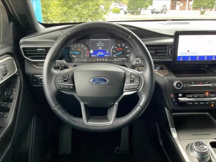 2020 Ford Explorer Limited photo 1