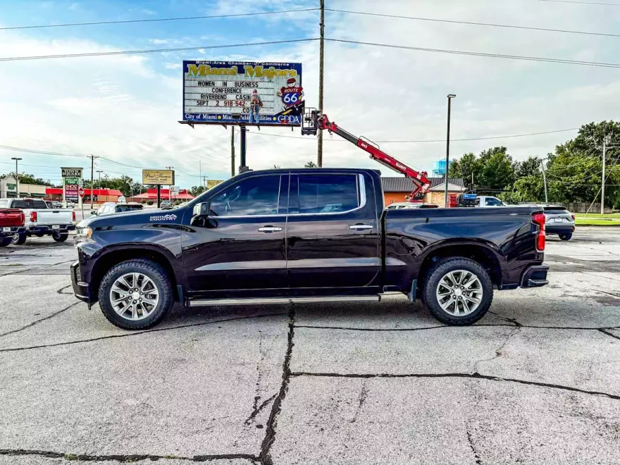 2019 Chevrolet Silverado 1500 High Country Sport photo 1