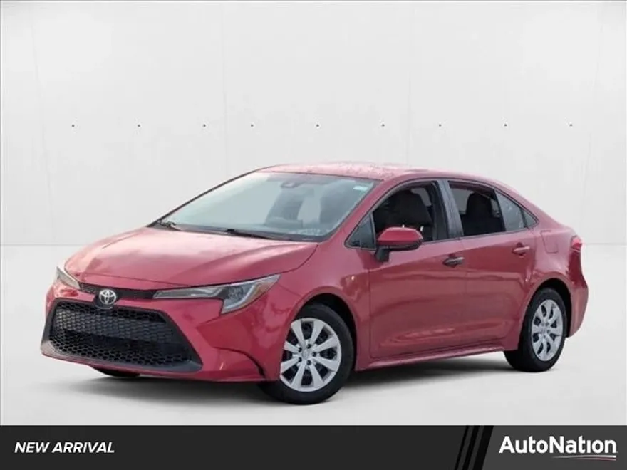 2020 Toyota Corolla LE photo 1