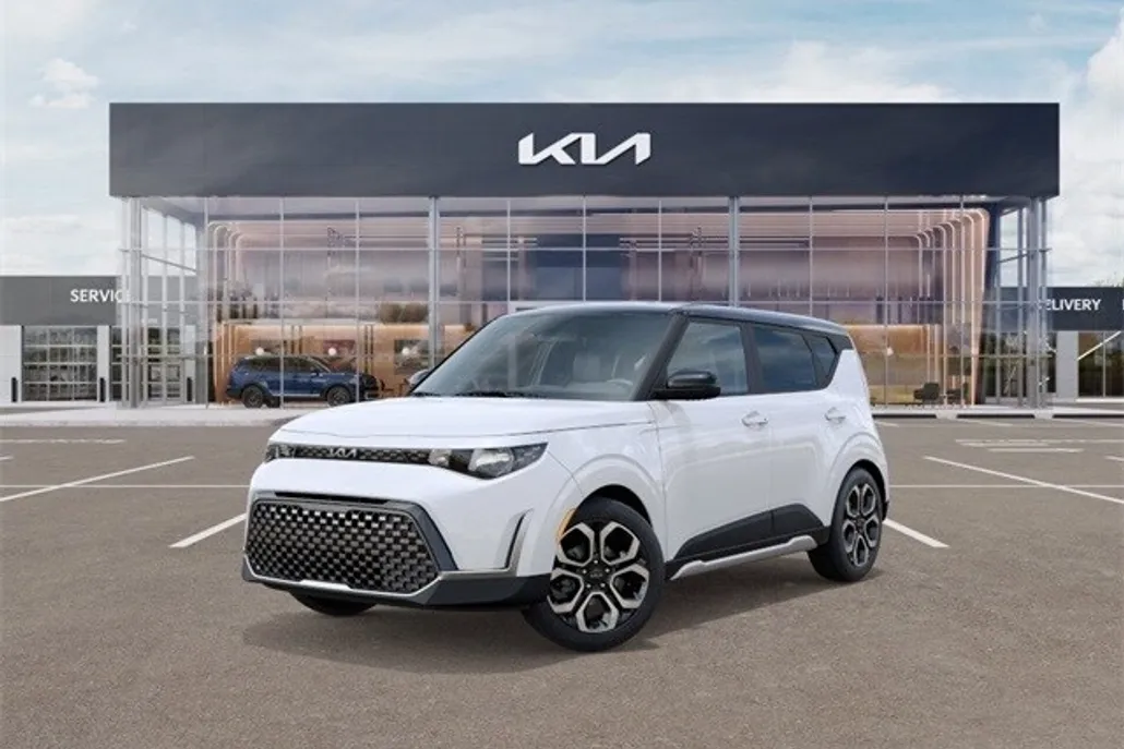 2025 Kia Soul EX photo 1