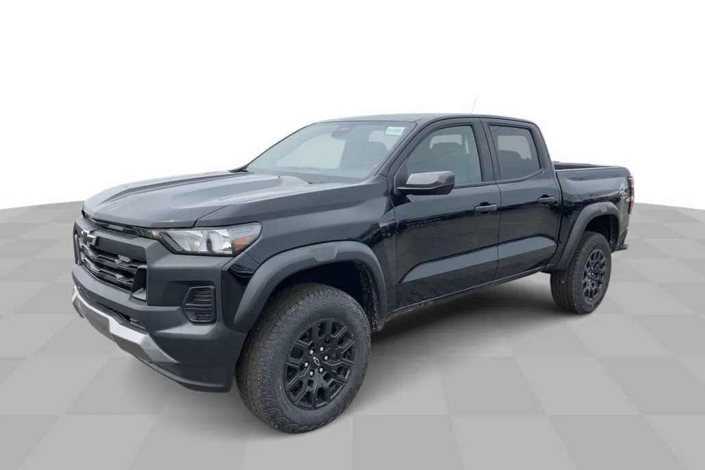 2025 Chevrolet Colorado Trail Boss photo 1