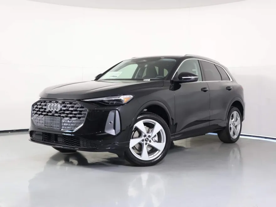 2025 Audi Q5 Premium Plus TFSI photo 1