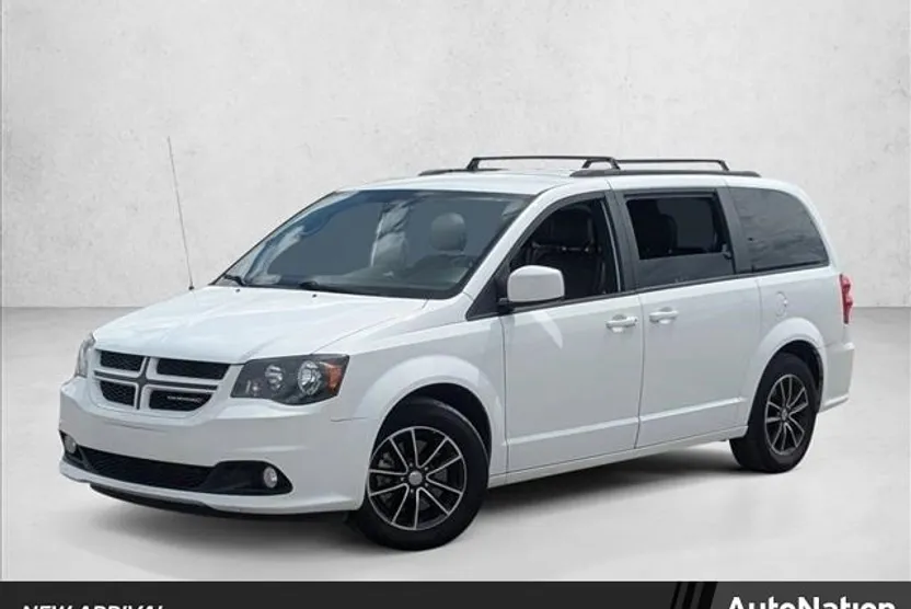 2018 Dodge Grand Caravan GT photo 1