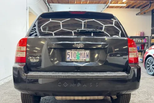 2010 Jeep Compass Sport photo 3