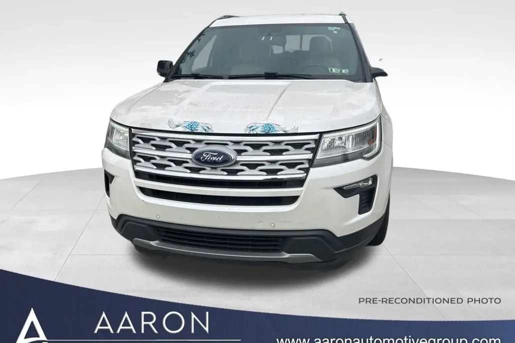 2018 Ford Explorer XLT photo 1