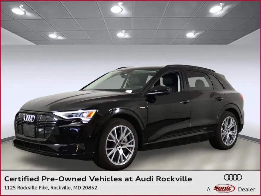 2021 Audi e-tron Prestige photo 1