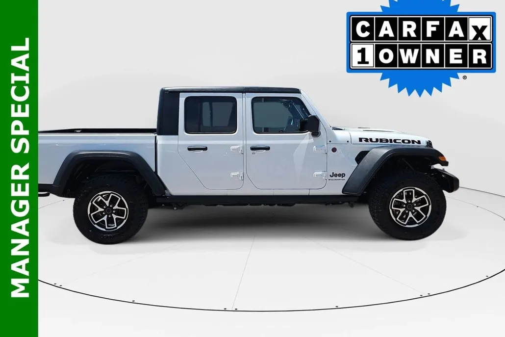 2024 Jeep Gladiator Rubicon photo 1