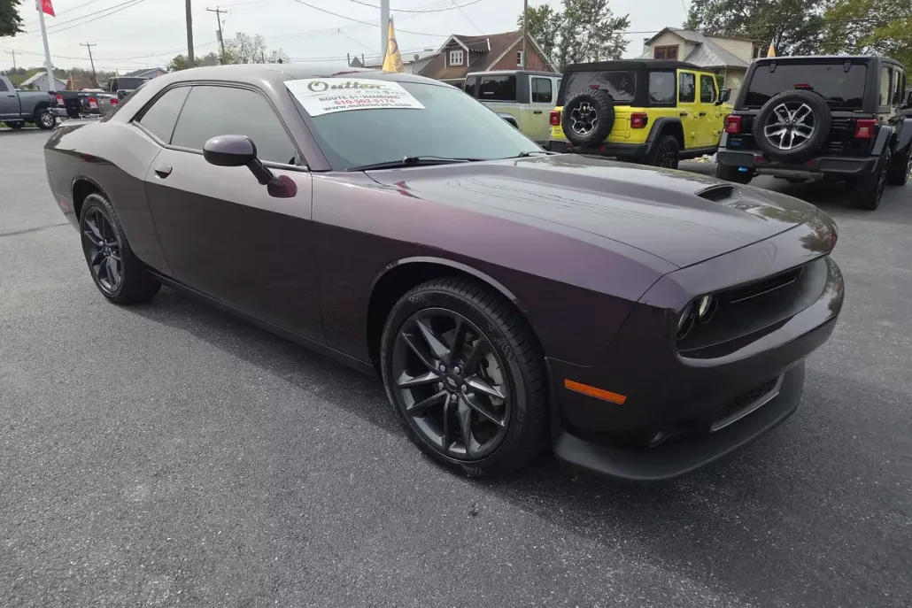 2022 Dodge Challenger GT AWD photo 1