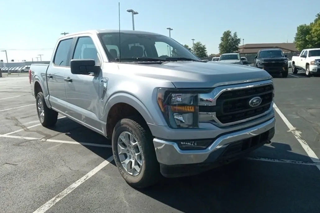 2023 Ford F-150 XLT photo 1