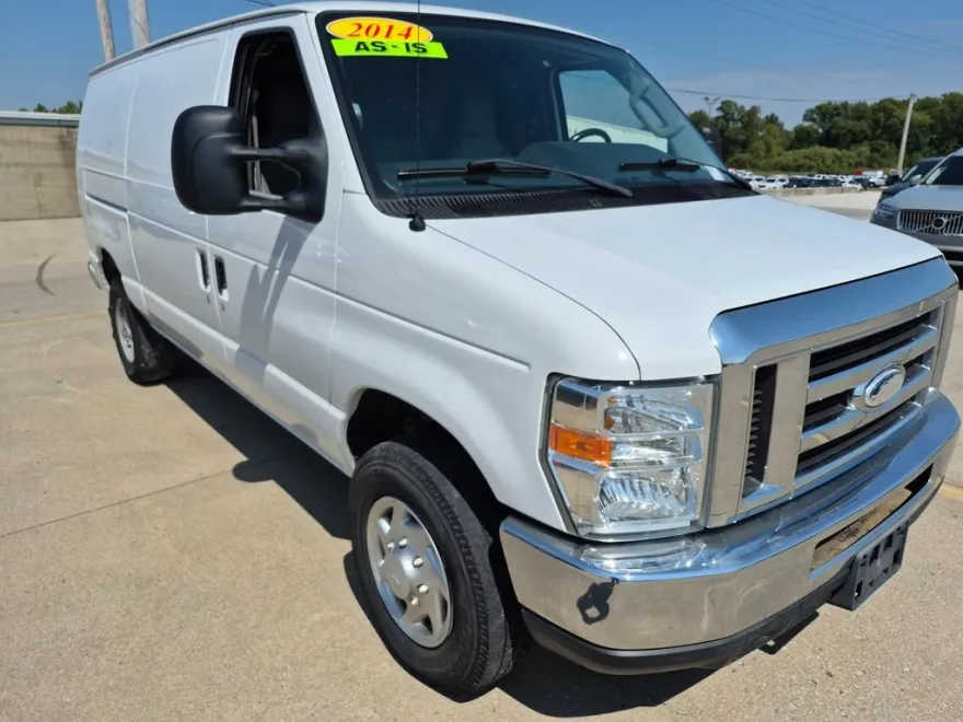 2014 Ford E-350 photo 1