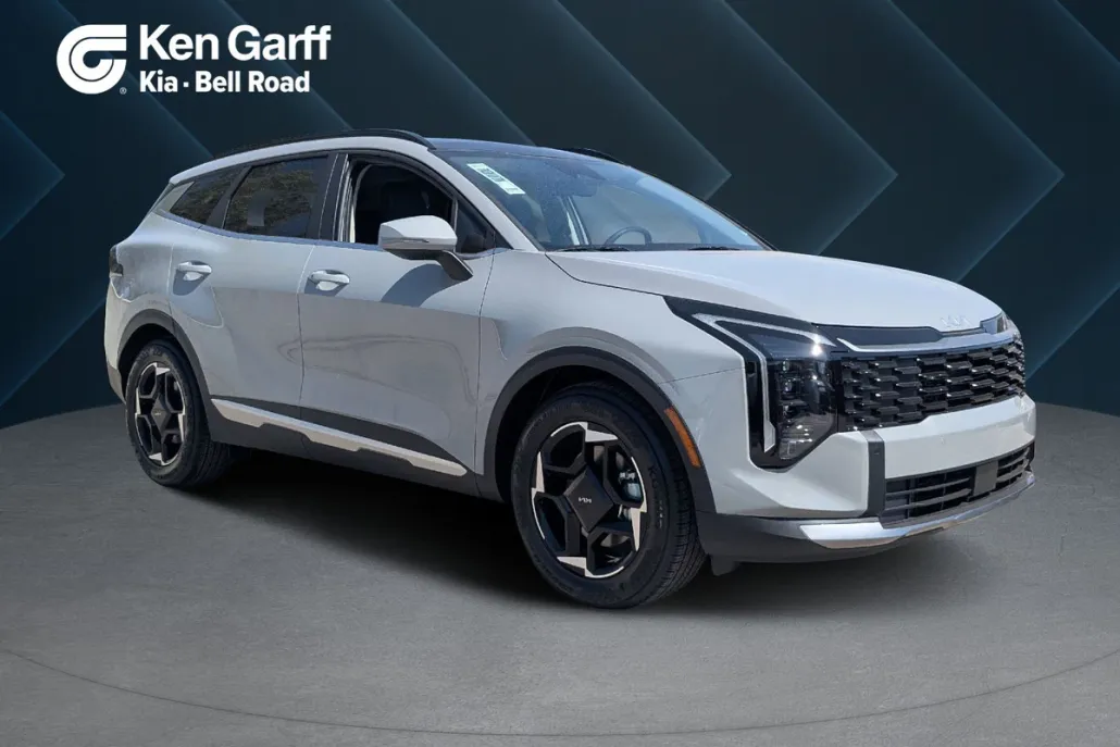 2026 Kia Sportage EX photo 1
