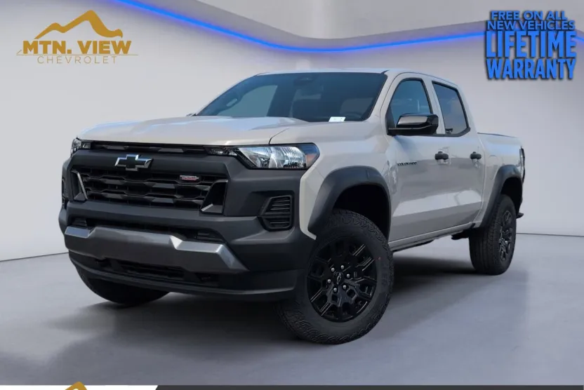 2026 Chevrolet Colorado Trail Boss photo 1