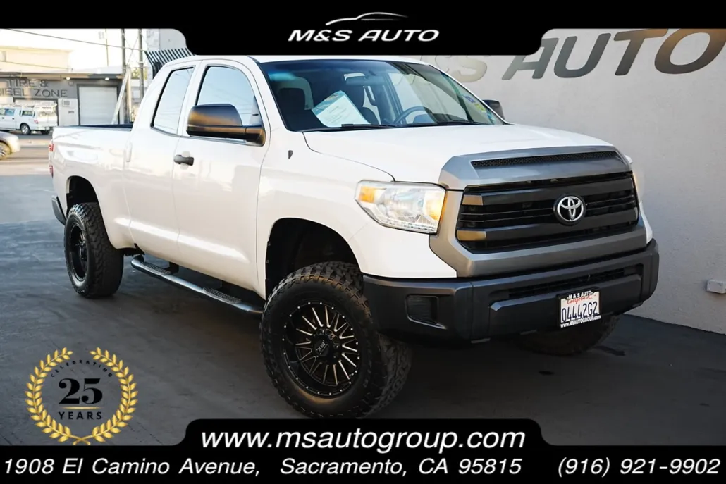 2017 Toyota Tundra SR photo 1