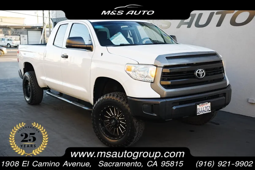 2017 Toyota Tundra SR photo 1