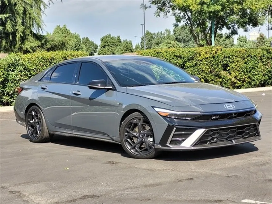 2025 Hyundai Elantra N Line photo 1