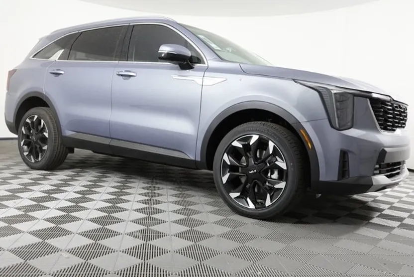 2025 Kia Sorento EX photo 1