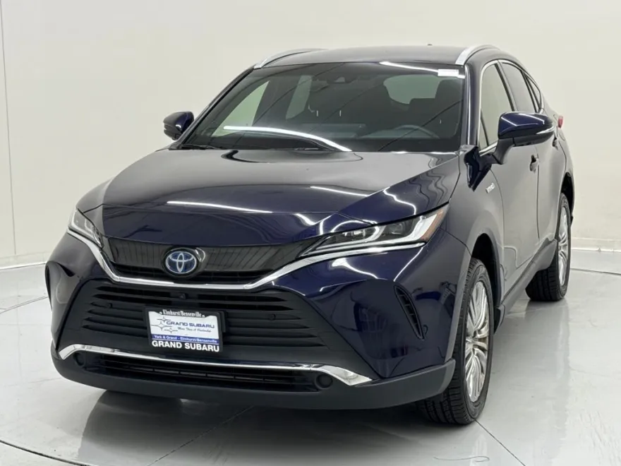 2021 Toyota Venza Limited photo 1