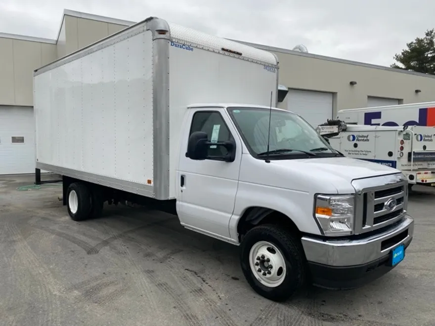 2025 Ford E-350 Base photo 1