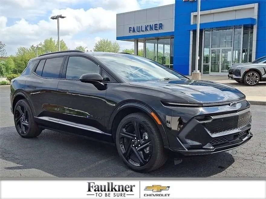 2024 Chevrolet Equinox EV 3RS photo 1