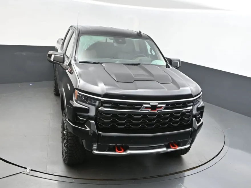 2026 Chevrolet Silverado 1500 ZR2 photo 1