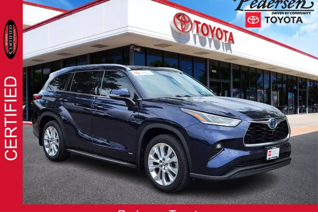 2023 Toyota Highlander Hybrid Limited photo 1