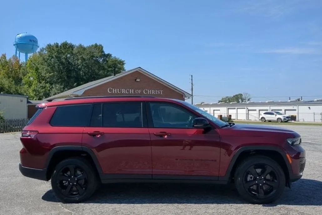 2024 Jeep Grand Cherokee Altitude X photo 1