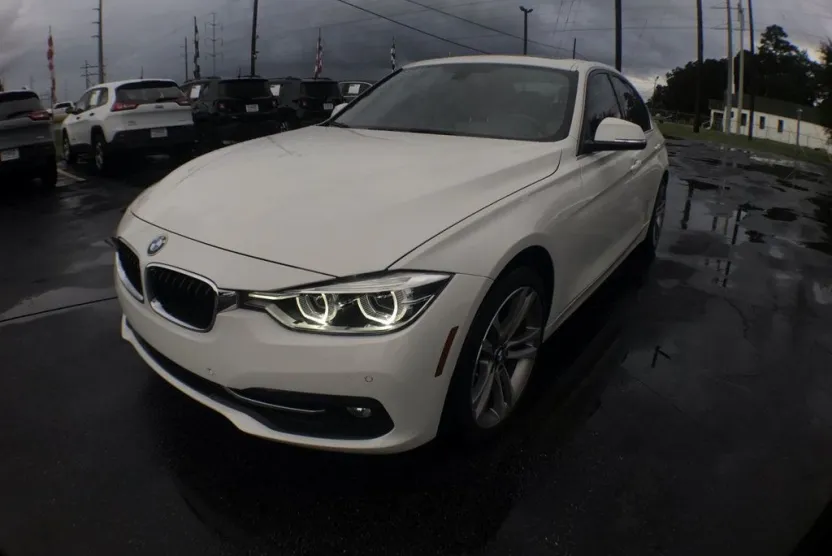 2017 Bmw 330i xDrive photo 1