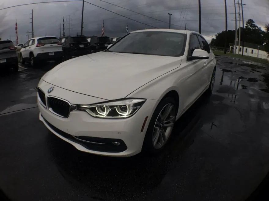 2017 Bmw 330i xDrive photo 1
