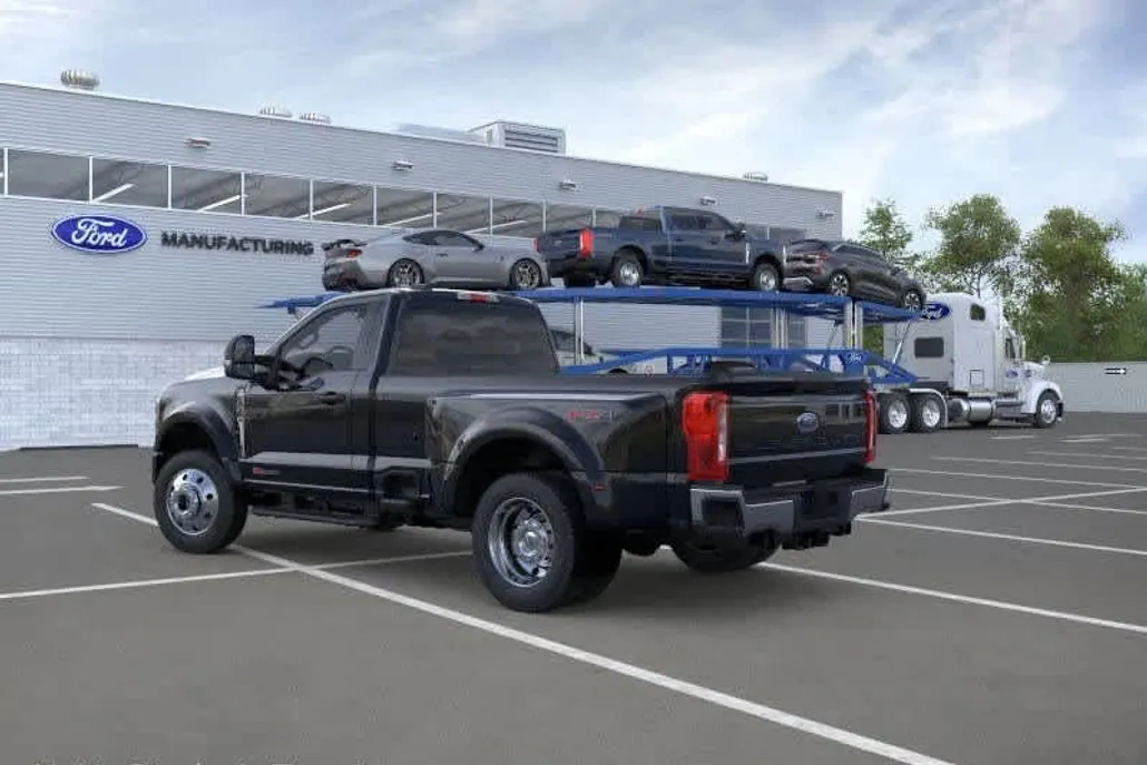 2026 Ford F-450 XLT photo 1