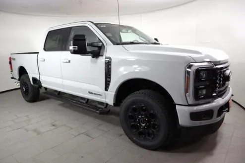 2025 Ford F-250 Lariat photo 3