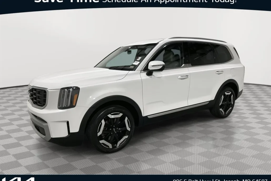 2023 Kia Telluride S photo 1
