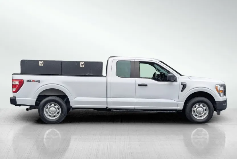 2021 Ford F-150 XL photo 1