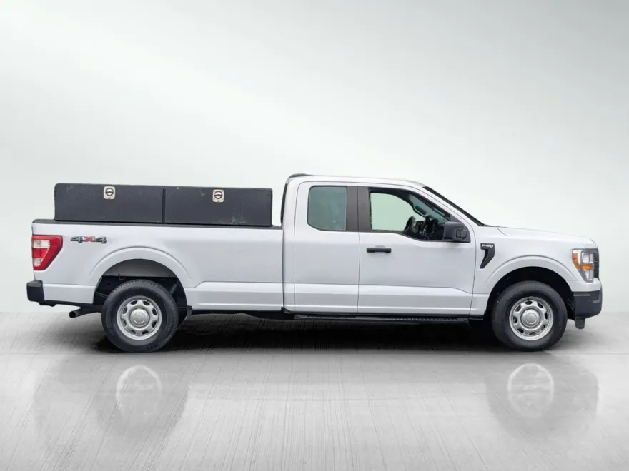 2021 Ford F-150 XL photo 1