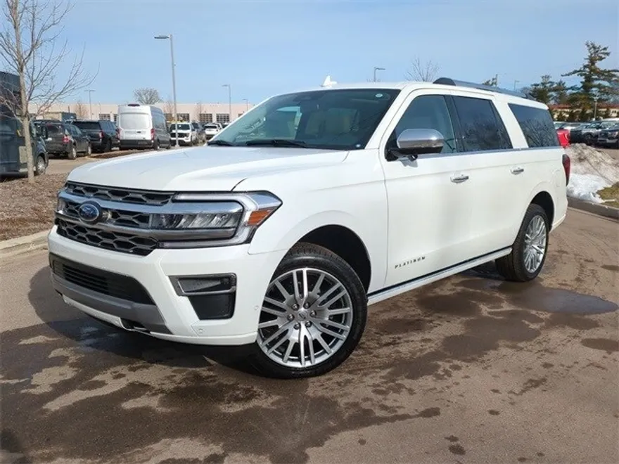 2024 Ford Expedition MAX Platinum photo 1