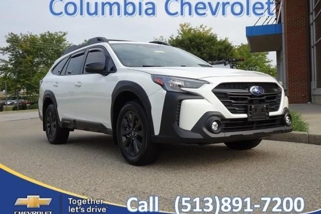 2023 Subaru Outback Onyx Edition photo 1