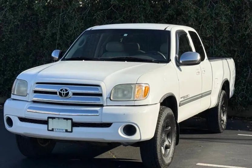 2003 Toyota Tundra SR5 photo 1
