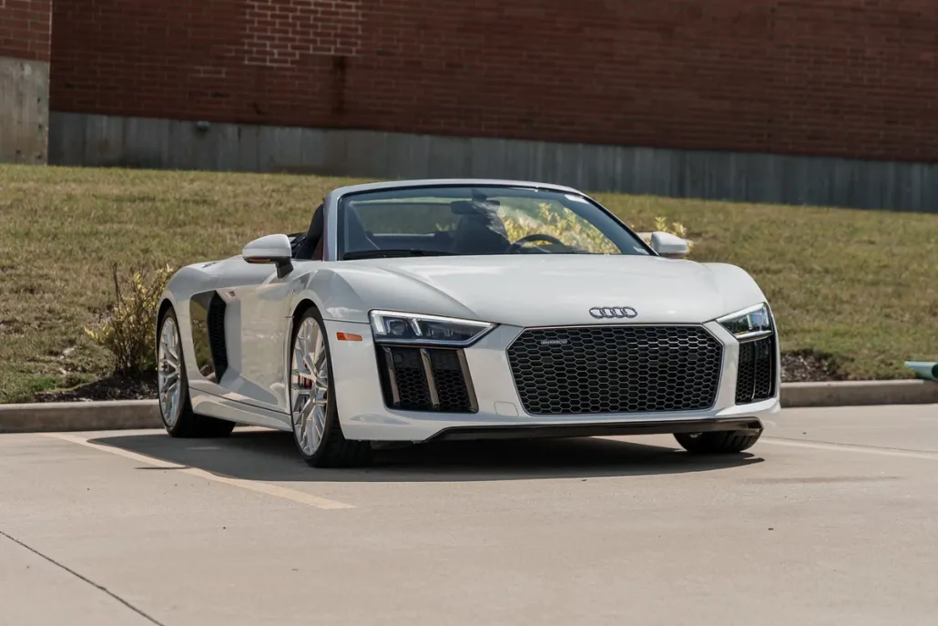 2017 Audi R8 Spyder V10 photo 1