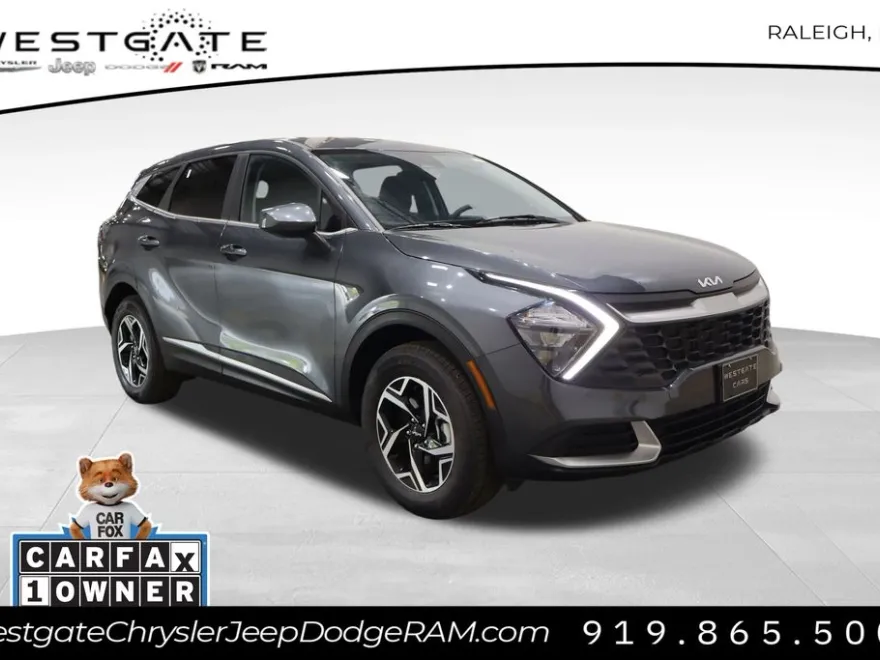 2023 Kia Sportage LX photo 1