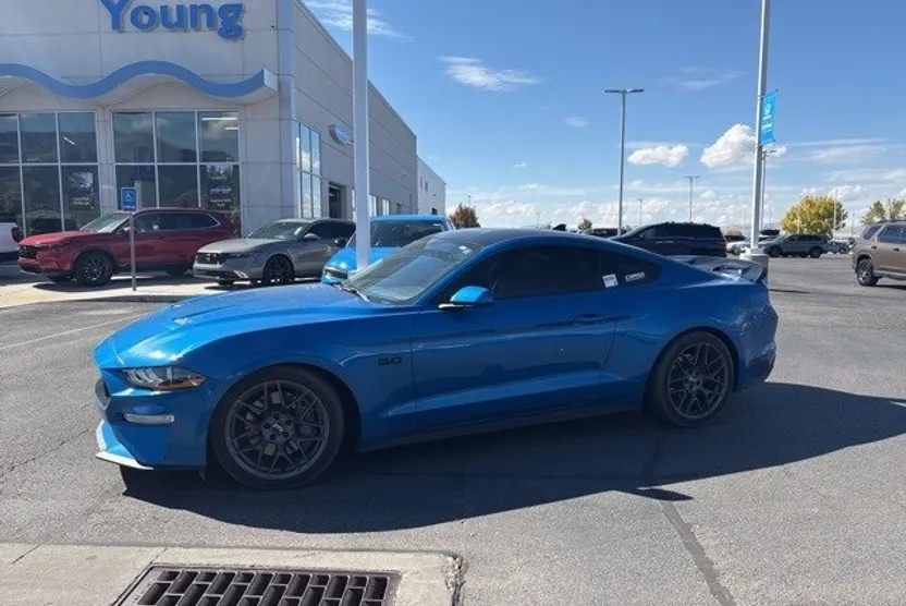 2020 Ford Mustang GT photo 1