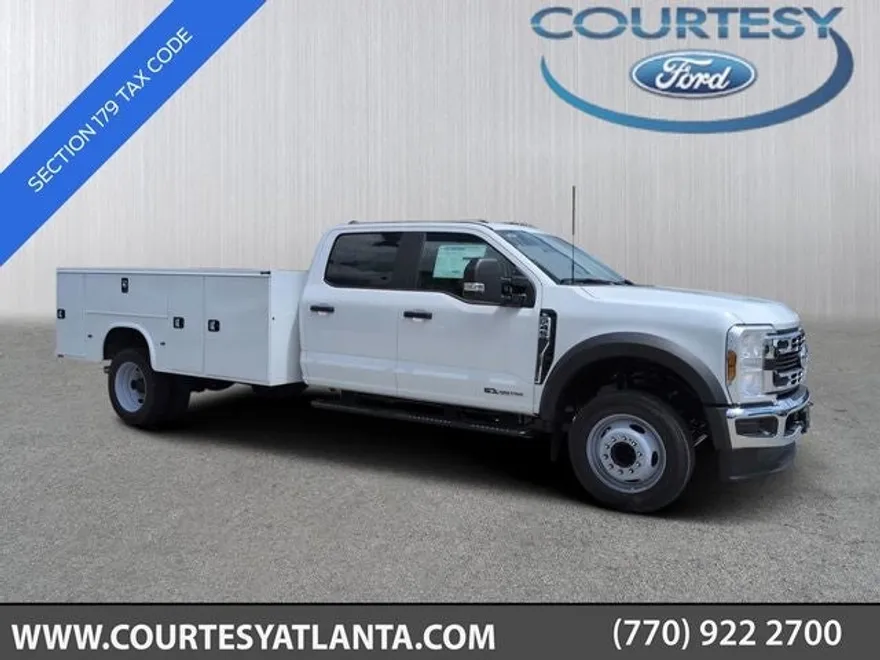 2025 Ford F-450 photo 1