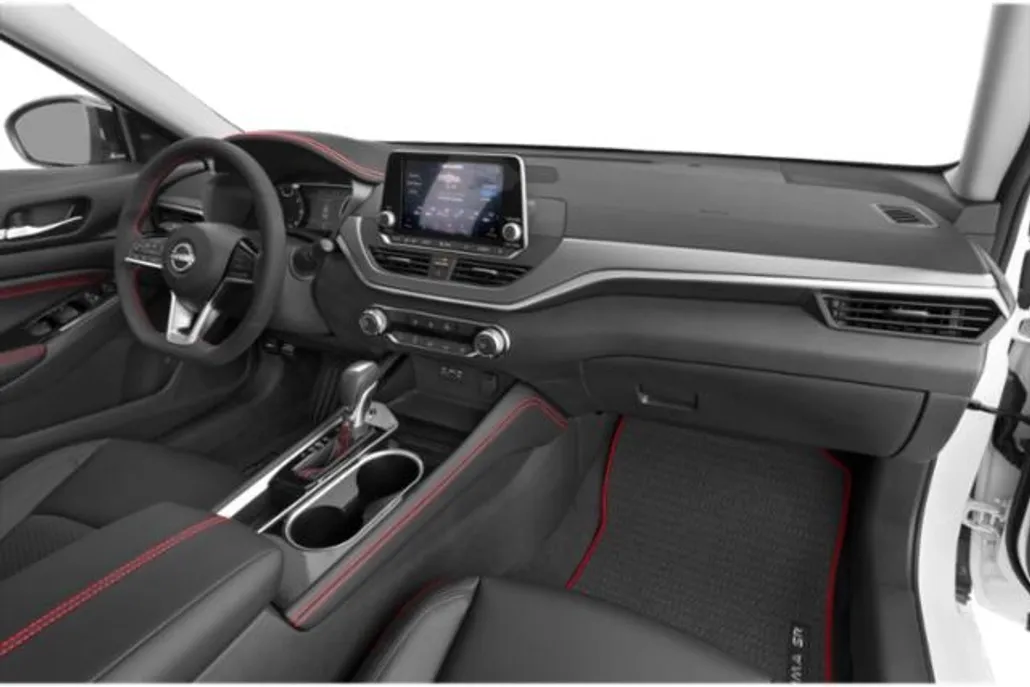 2025 Nissan Altima 2.5 SR photo 4