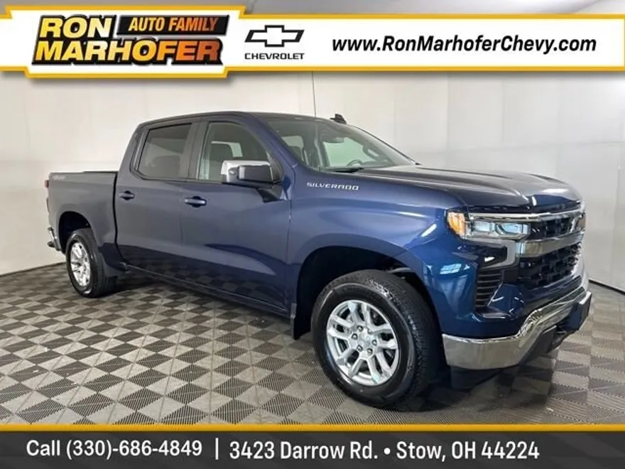 2022 Chevrolet Silverado photo 1
