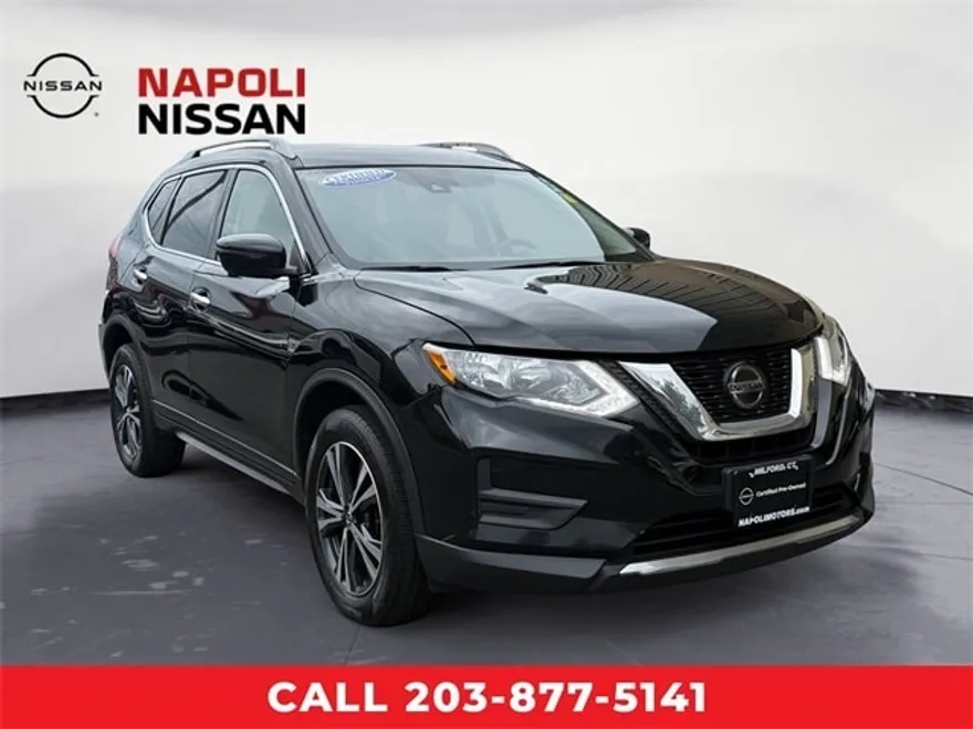 2020 Nissan Rogue SV photo 1
