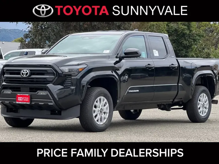 2025 Toyota Tacoma SR5 4x4 Double Cab photo 1