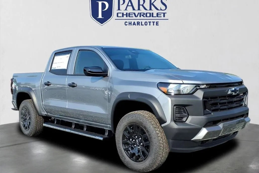 2026 Chevrolet Colorado Trail Boss photo 1