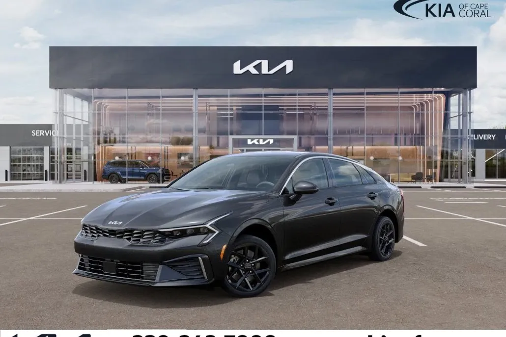 2025 Kia K5 LXS photo 1