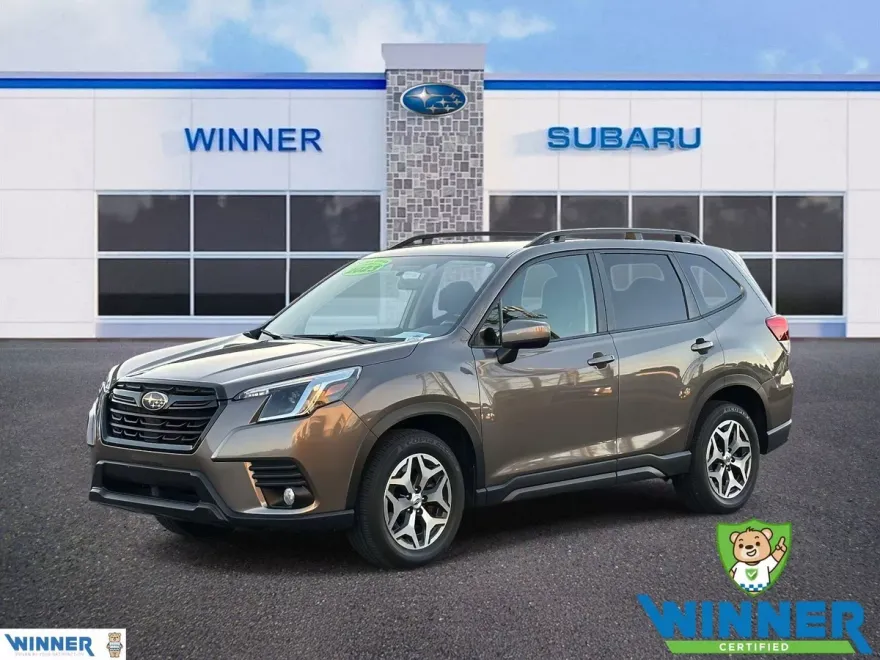 2023 Subaru Forester Premium photo 1