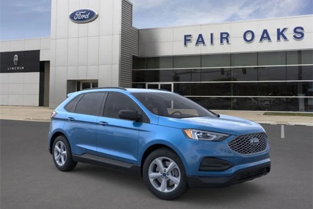 2024 Ford Edge SE photo 1